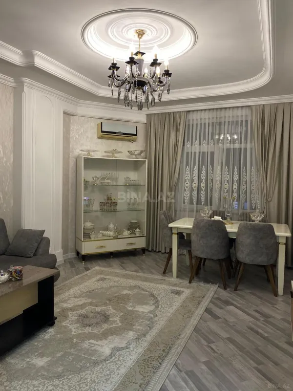 Satılır 2 otaqlı mənzil 60 m²