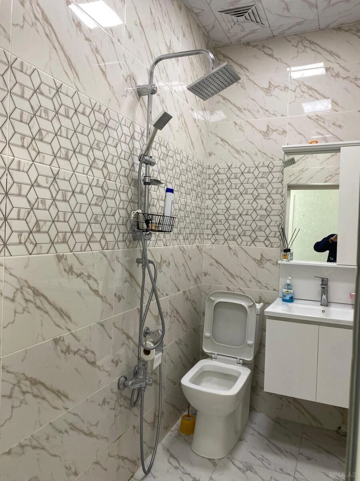 Satılır 2 otaqlı mənzil 60 m²