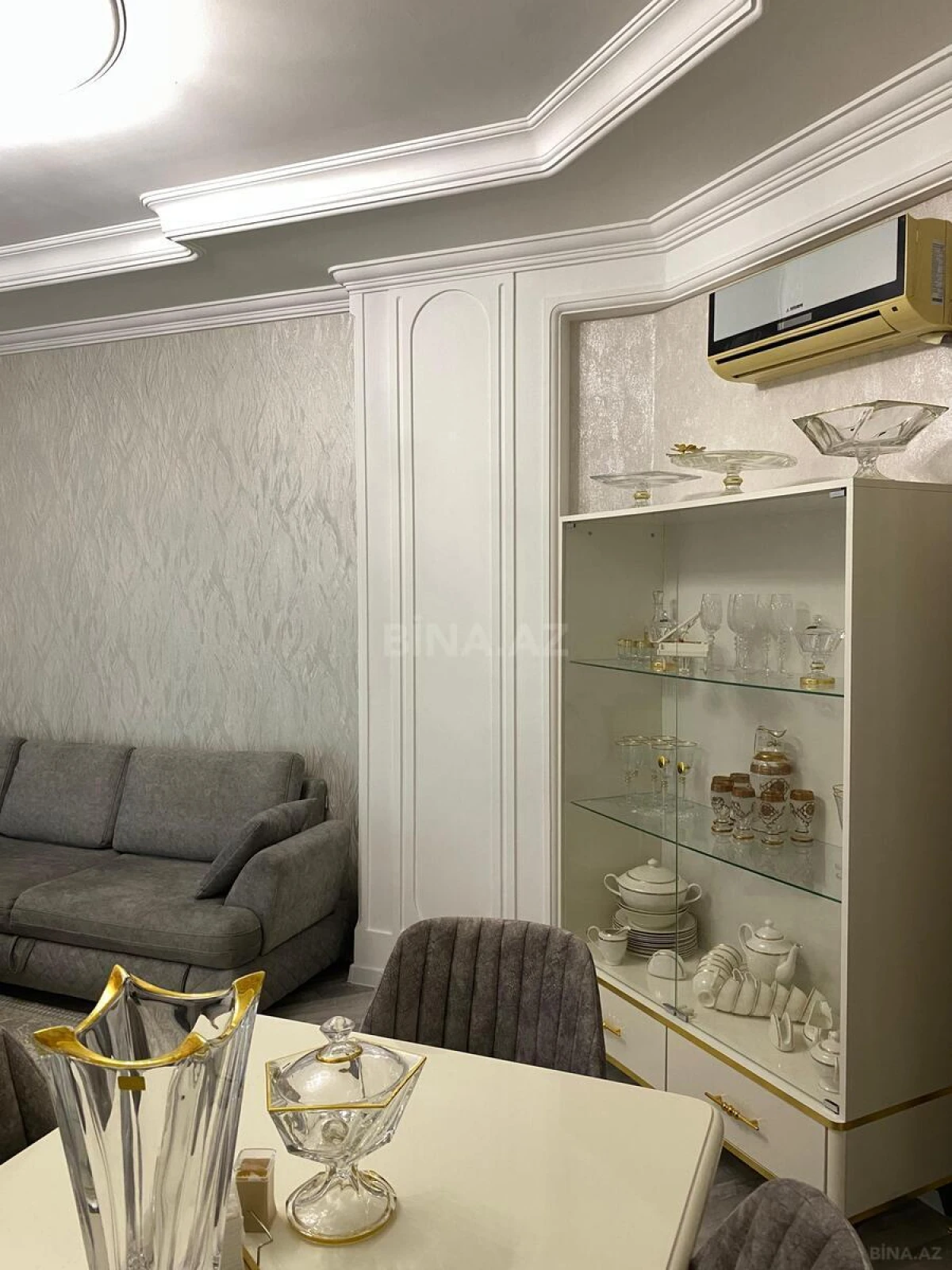 Satılır 2 otaqlı mənzil 60 m²