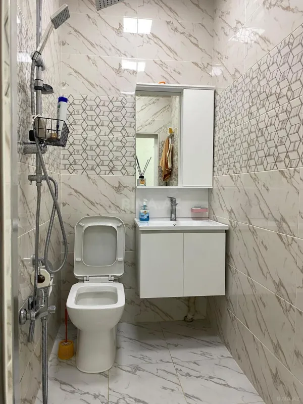 Satılır 2 otaqlı mənzil 60 m²