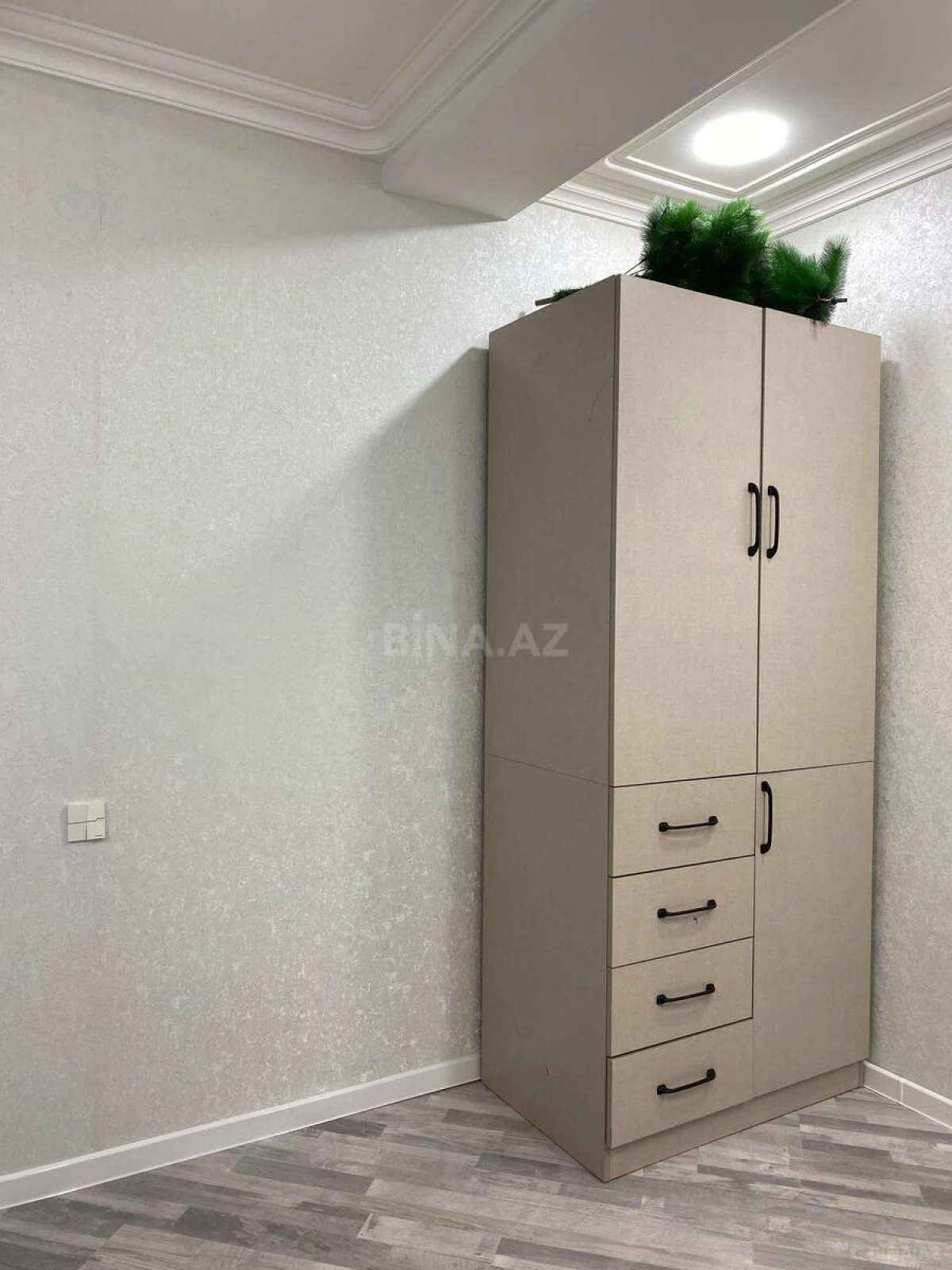 Satılır 2 otaqlı mənzil 60 m²