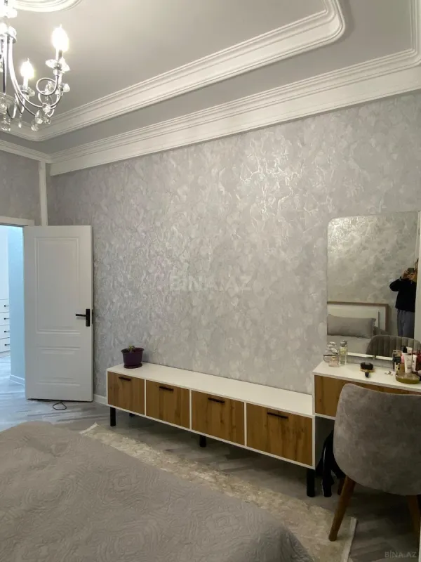 Satılır 2 otaqlı mənzil 60 m²