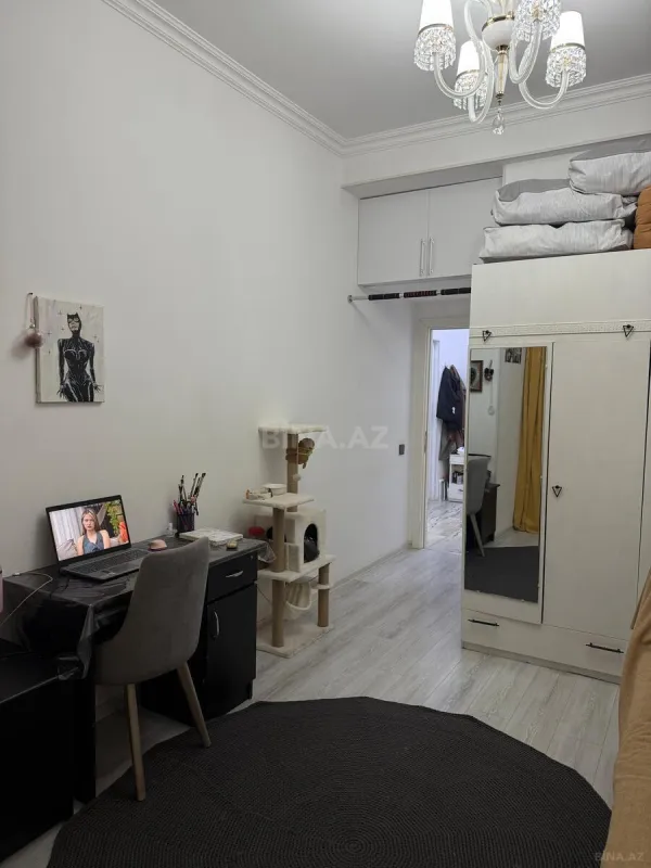 Satılır 2 otaqlı mənzil 60 m²