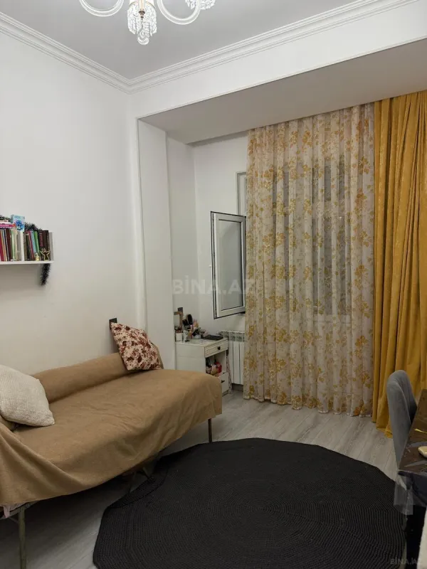 Satılır 2 otaqlı mənzil 60 m²