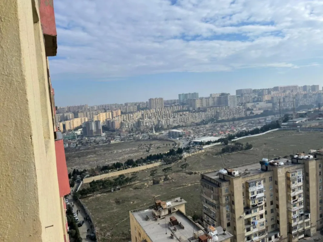 Satılır 2 otaqlı mənzil 61.8 m²