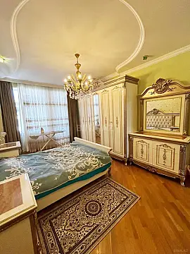 Kirayə verilir 2 otaqlı mənzil 100 m²