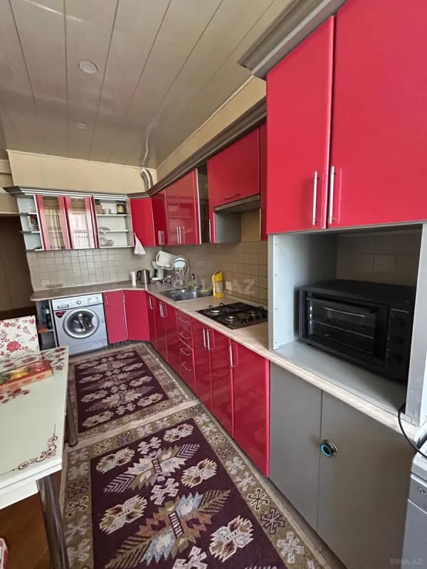Kirayə verilir 2 otaqlı mənzil 100 m²