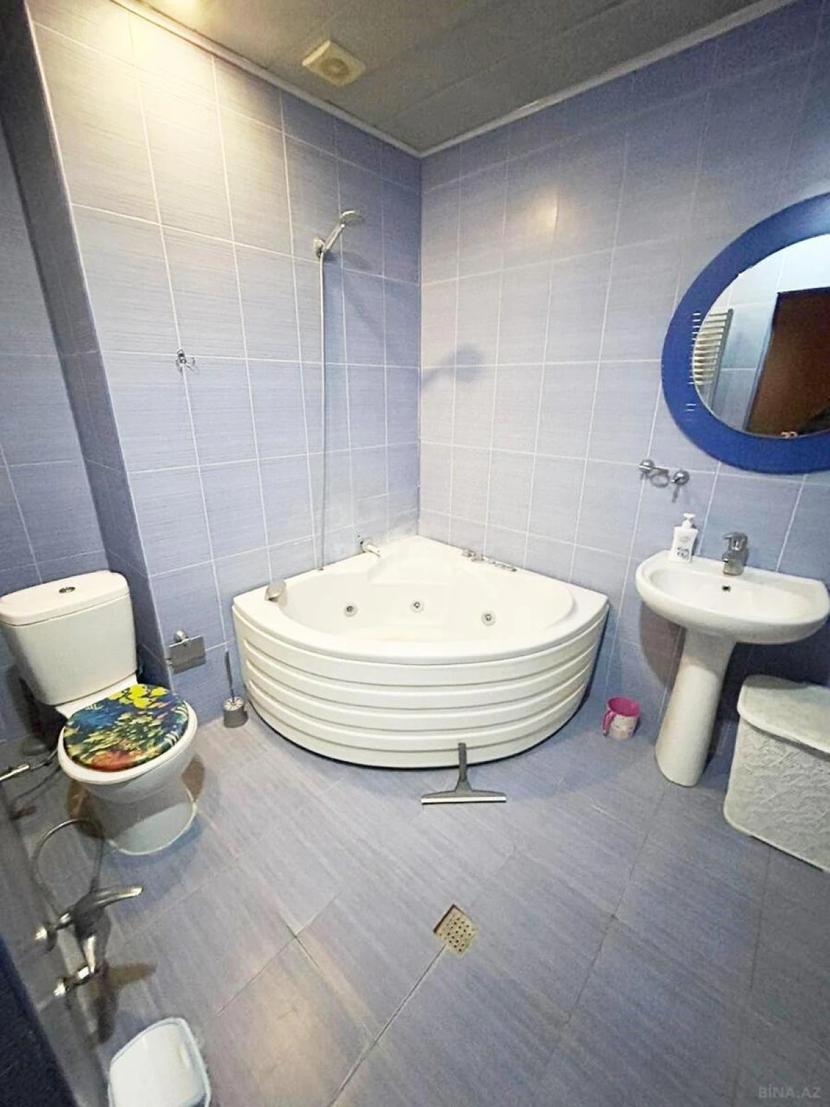 Kirayə verilir 2 otaqlı mənzil 100 m²