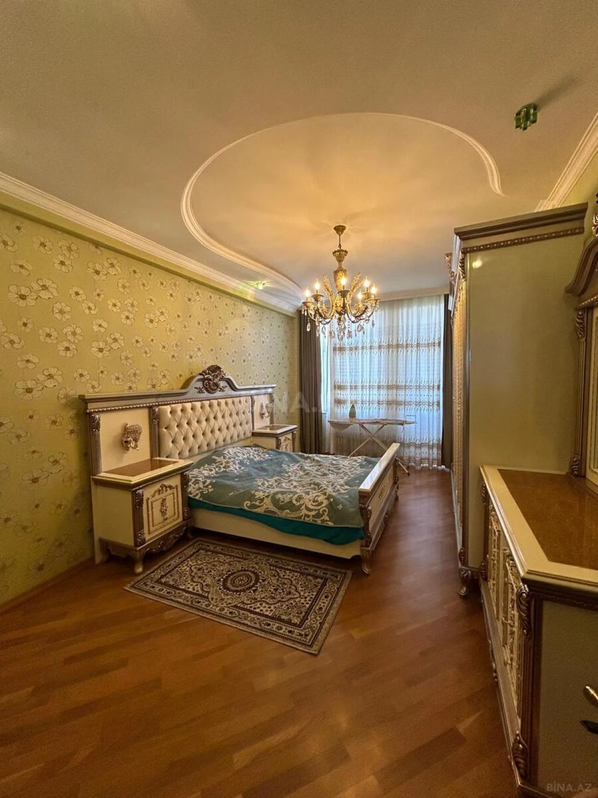 Kirayə verilir 2 otaqlı mənzil 100 m²