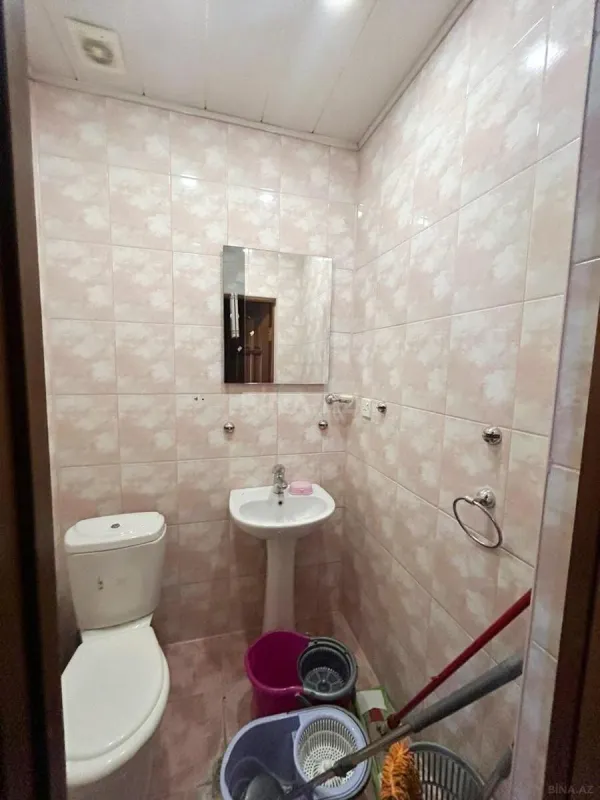 Kirayə verilir 2 otaqlı mənzil 100 m²