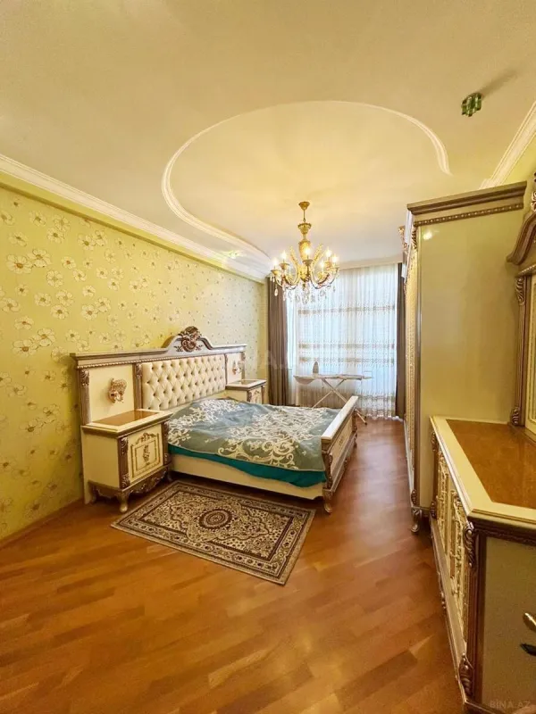 Kirayə verilir 2 otaqlı mənzil 100 m²