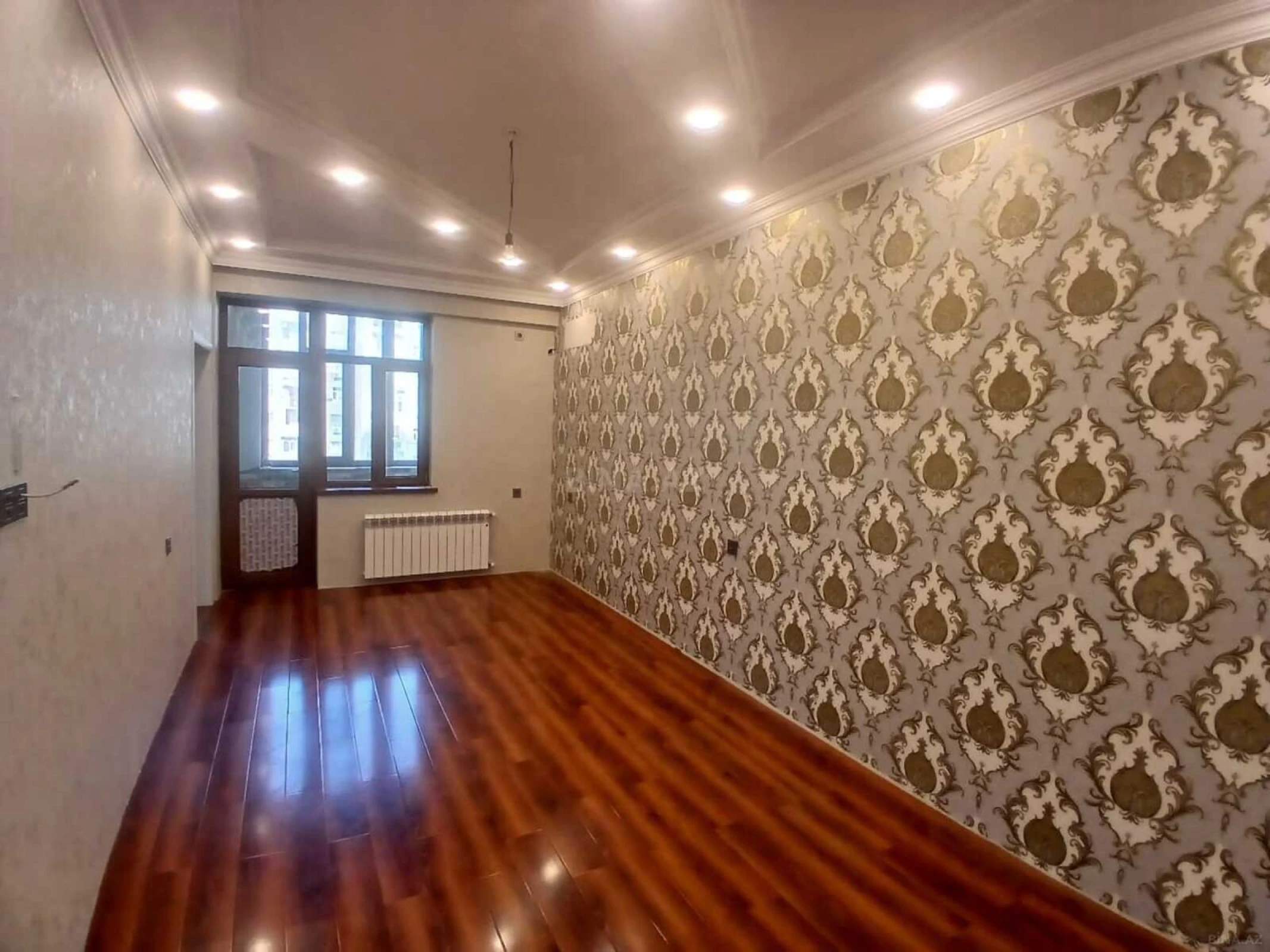 Satılır 2 otaqlı mənzil 66 m²