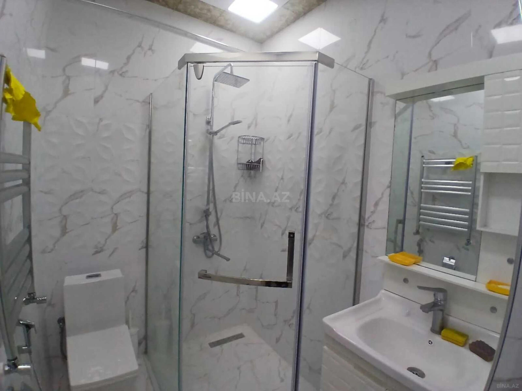Satılır 2 otaqlı mənzil 66 m²