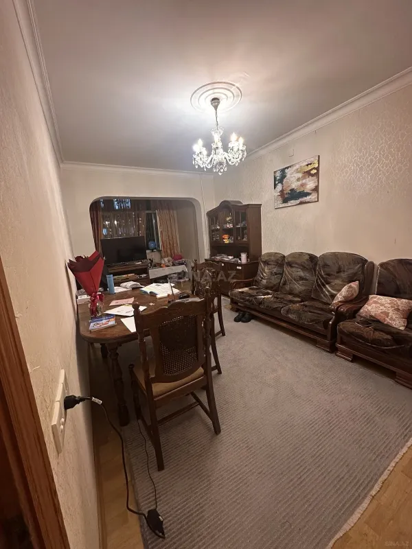 Satılır 3 otaqlı mənzil 82 m²