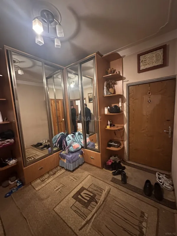 Satılır 3 otaqlı mənzil 82 m²