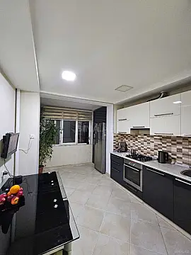 Satılır 3 otaqlı mənzil 90 m² — Bakı 3 otaq 90.00 m²