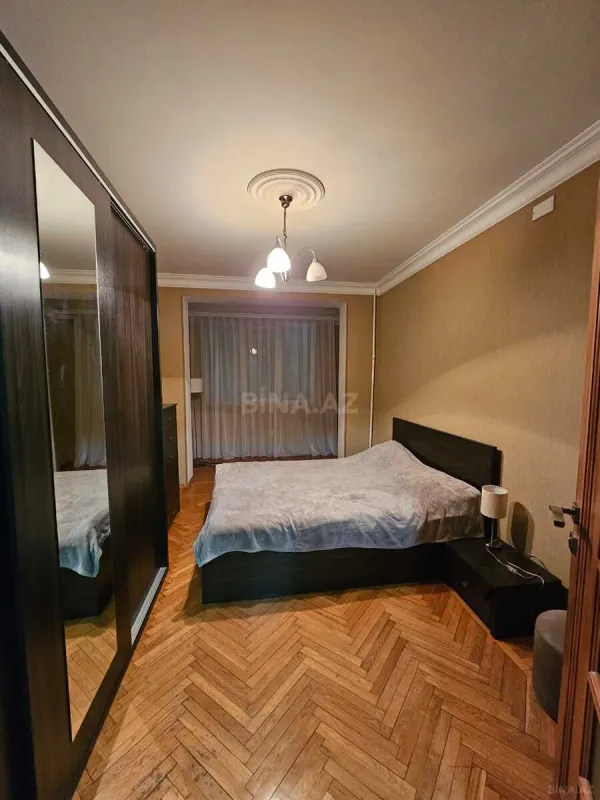 Satılır 3 otaqlı mənzil 90 m²