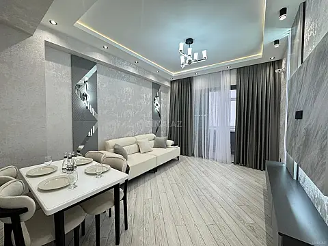 Satılır 2 otaqlı mənzil 55 m² — Bakı, Həzi Aslanov qəs. 2 otaq 55.00 m²