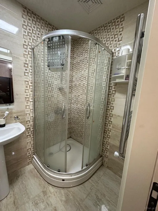 Kirayə verilir 2 otaqlı mənzil 78 m²