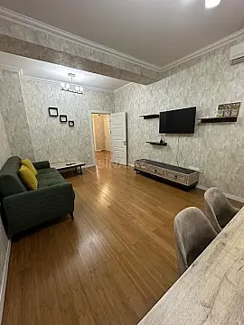Kirayə verilir 2 otaqlı mənzil 78 m² — Bakı 2 otaq 78.00 m²