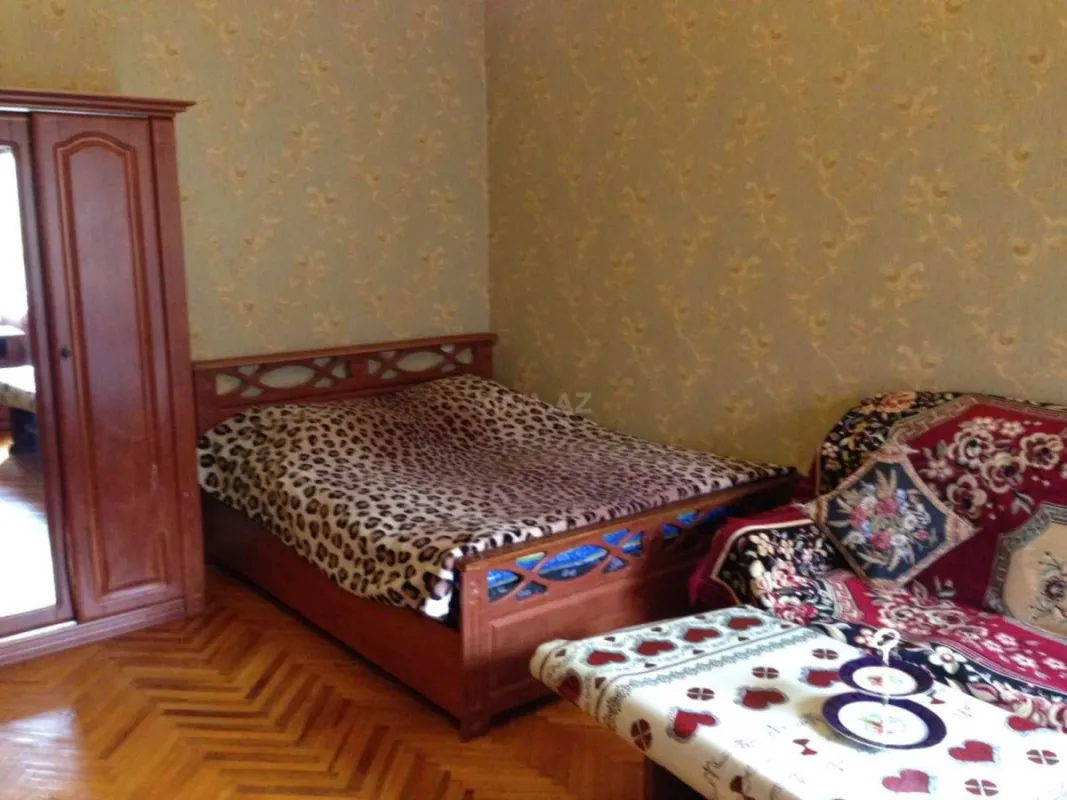 Kirayə verilir 2 otaqlı mənzil 40 m²