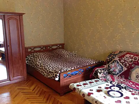 Kirayə verilir 2 otaqlı mənzil 40 m²