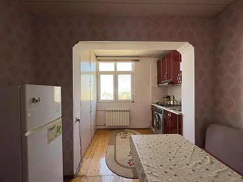 Satılır 2 otaqlı mənzil 45 m²