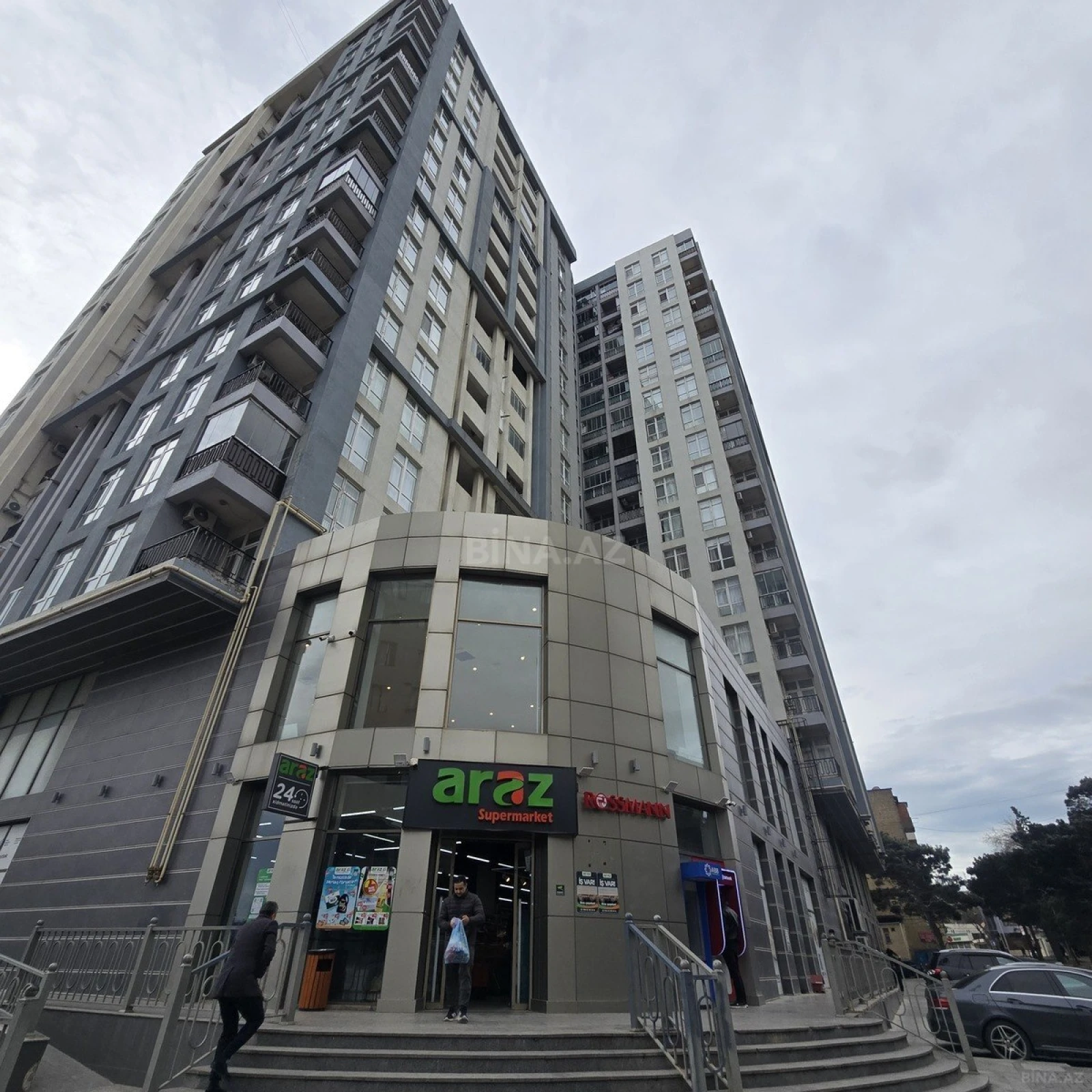 Satılır 3 otaqlı mənzil 72 m²