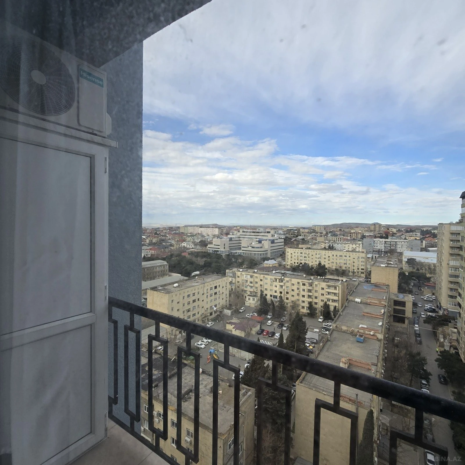 Satılır 3 otaqlı mənzil 72 m²