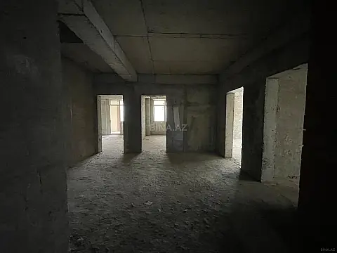 Satılır 3 otaqlı mənzil 139.2 m²