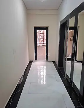 Satılır 2 otaqlı mənzil 72 m²