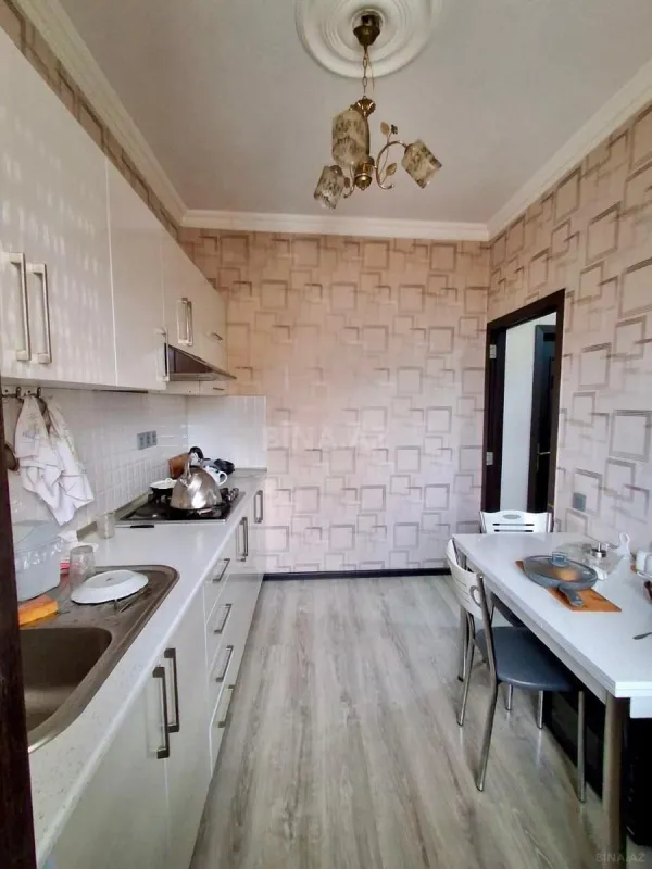 Satılır 5 otaqlı həyət evi 135.7 m²