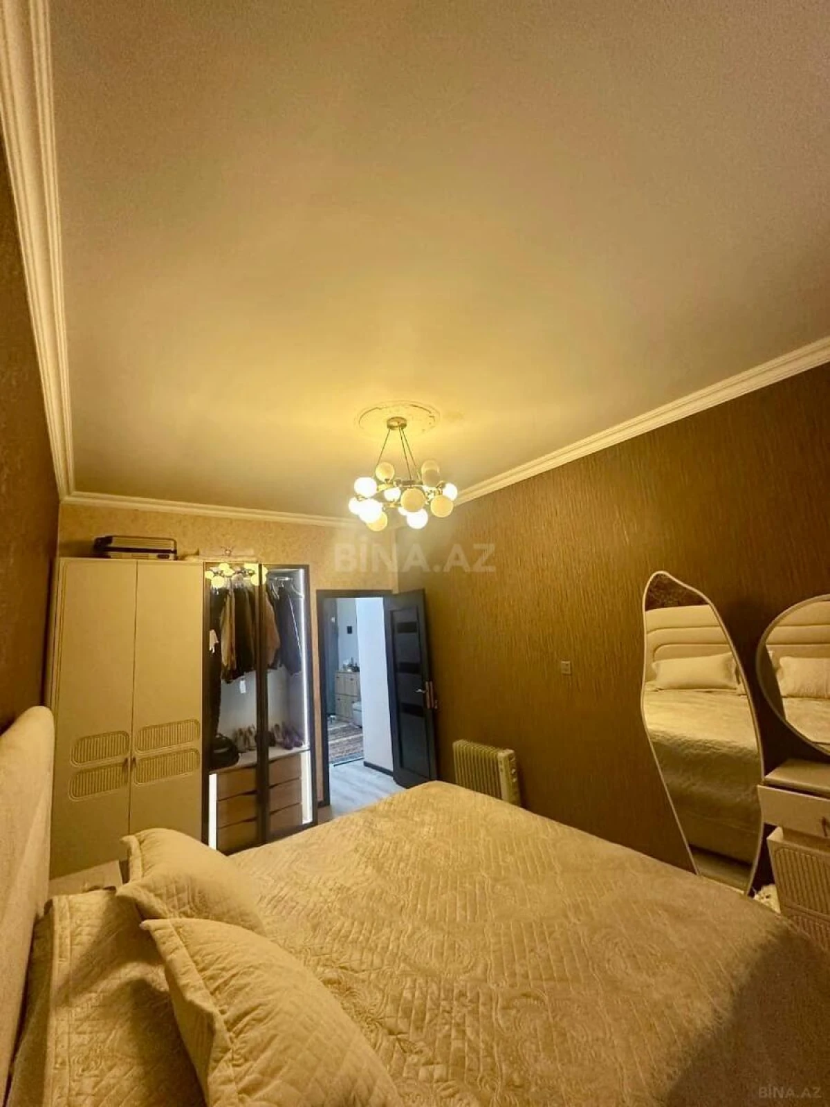 Satılır 5 otaqlı həyət evi 135.7 m²