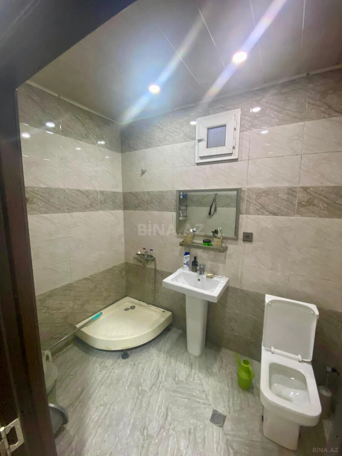 Satılır 5 otaqlı həyət evi 135.7 m²