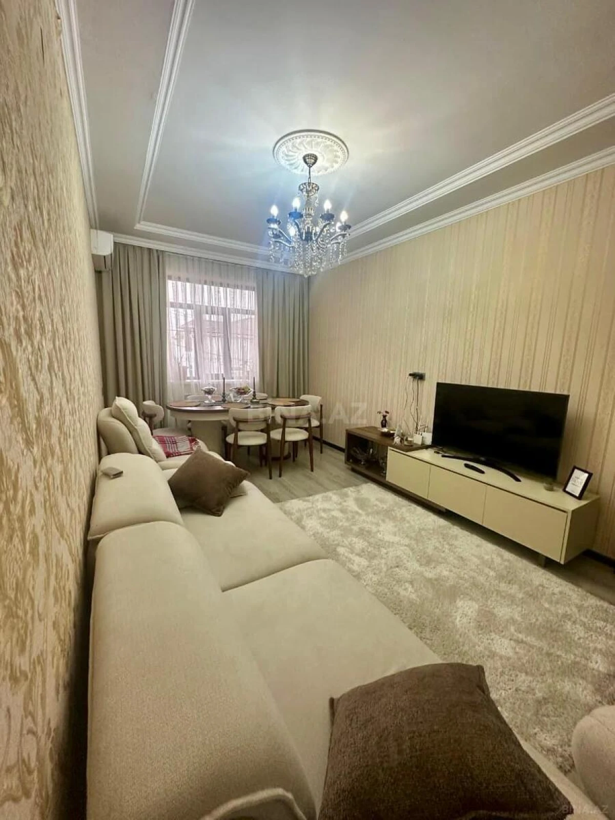 Satılır 5 otaqlı həyət evi 135.7 m²