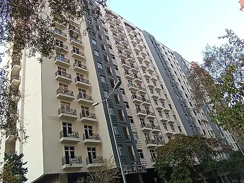 Satılır 2 otaqlı mənzil 103 m² — Bakı 2 otaq 103.00 m²