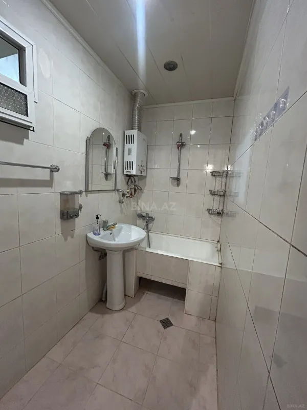 Kirayə verilir 2 otaqlı mənzil 60 m²