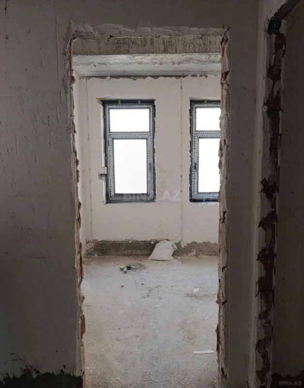 Satılır 3 otaqlı mənzil 125 m²