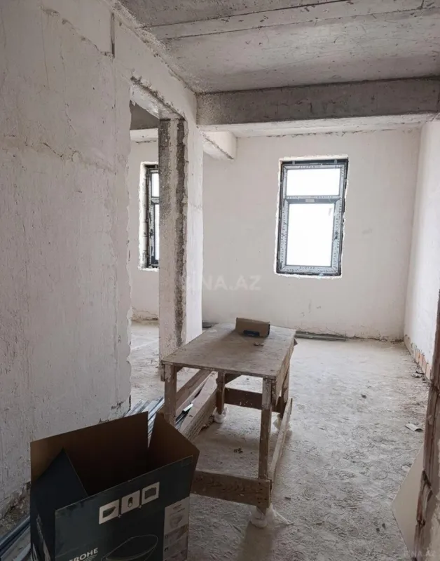 Satılır 3 otaqlı mənzil 125 m²