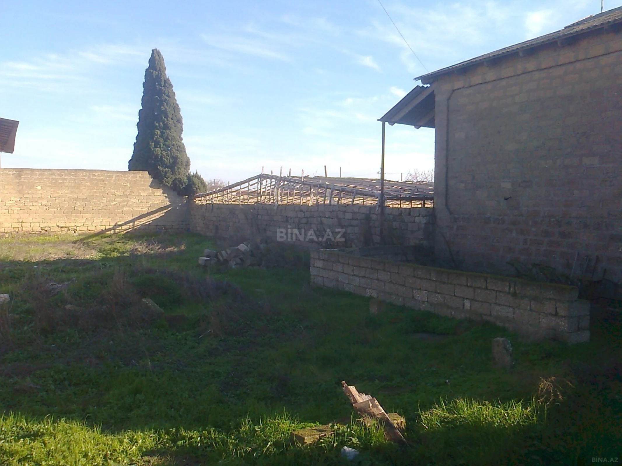 Satılır 2 otaqlı həyət evi 50 m²