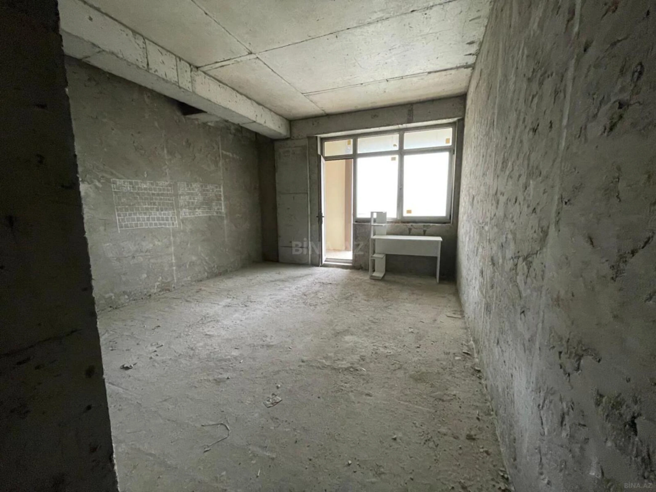 Satılır 2 otaqlı mənzil 109 m²