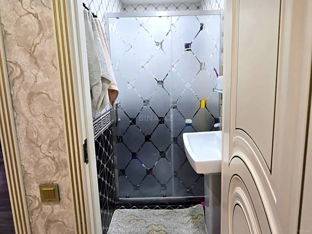 Satılır 2 otaqlı mənzil 62 m²
