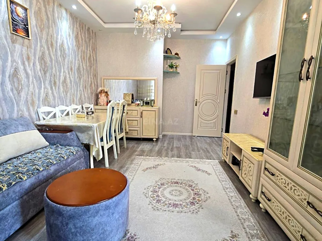 Satılır 2 otaqlı mənzil 62 m²