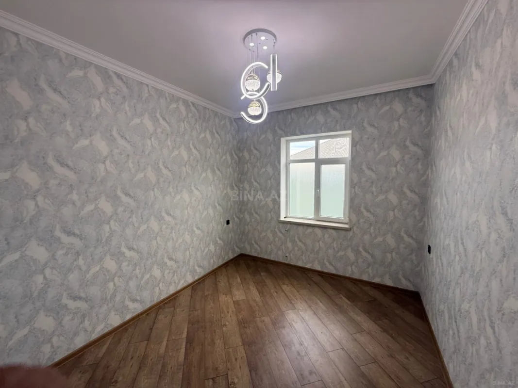 Satılır 4 otaqlı həyət evi 145 m²