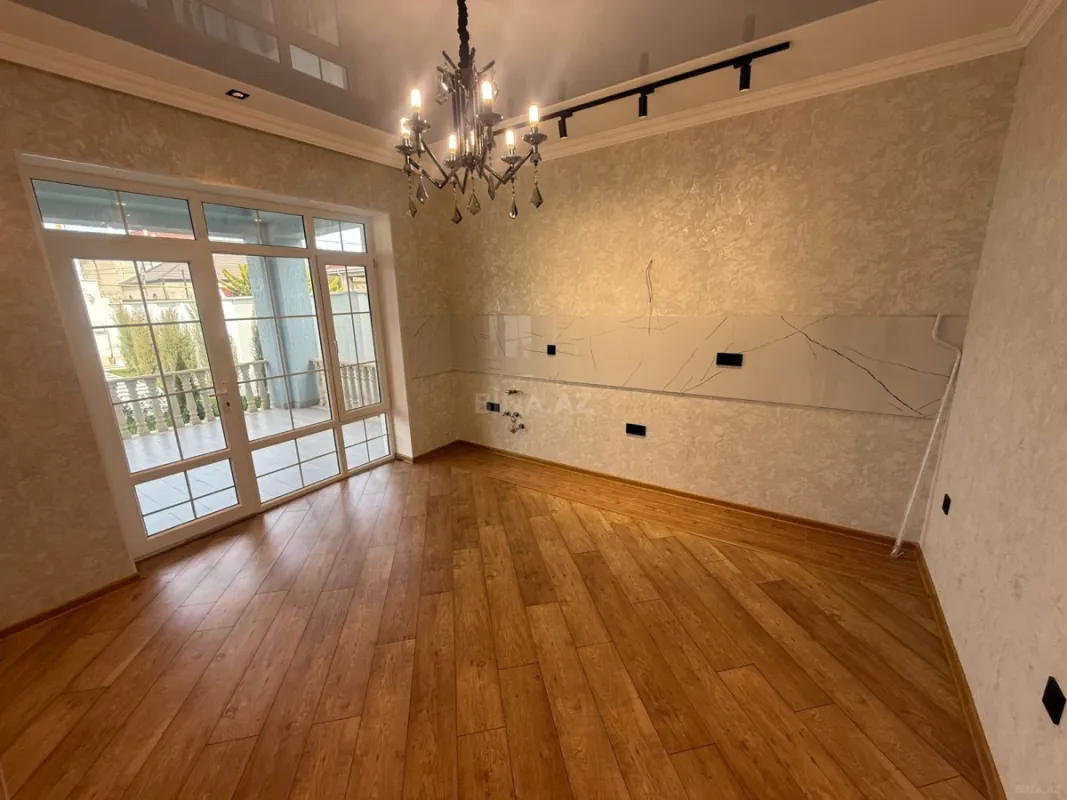 Satılır 4 otaqlı həyət evi 145 m²