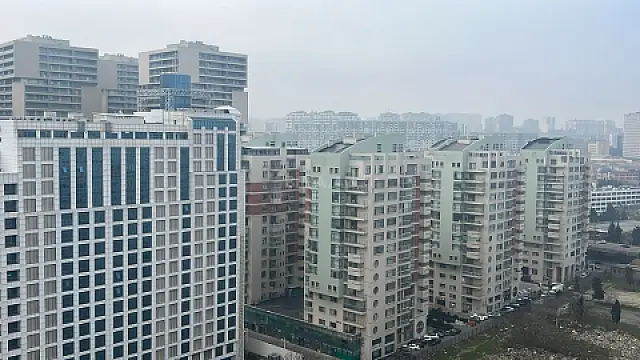 Kirayə verilir 3 otaqlı mənzil 145 m² — Bakı 3 otaq 145.00 m²