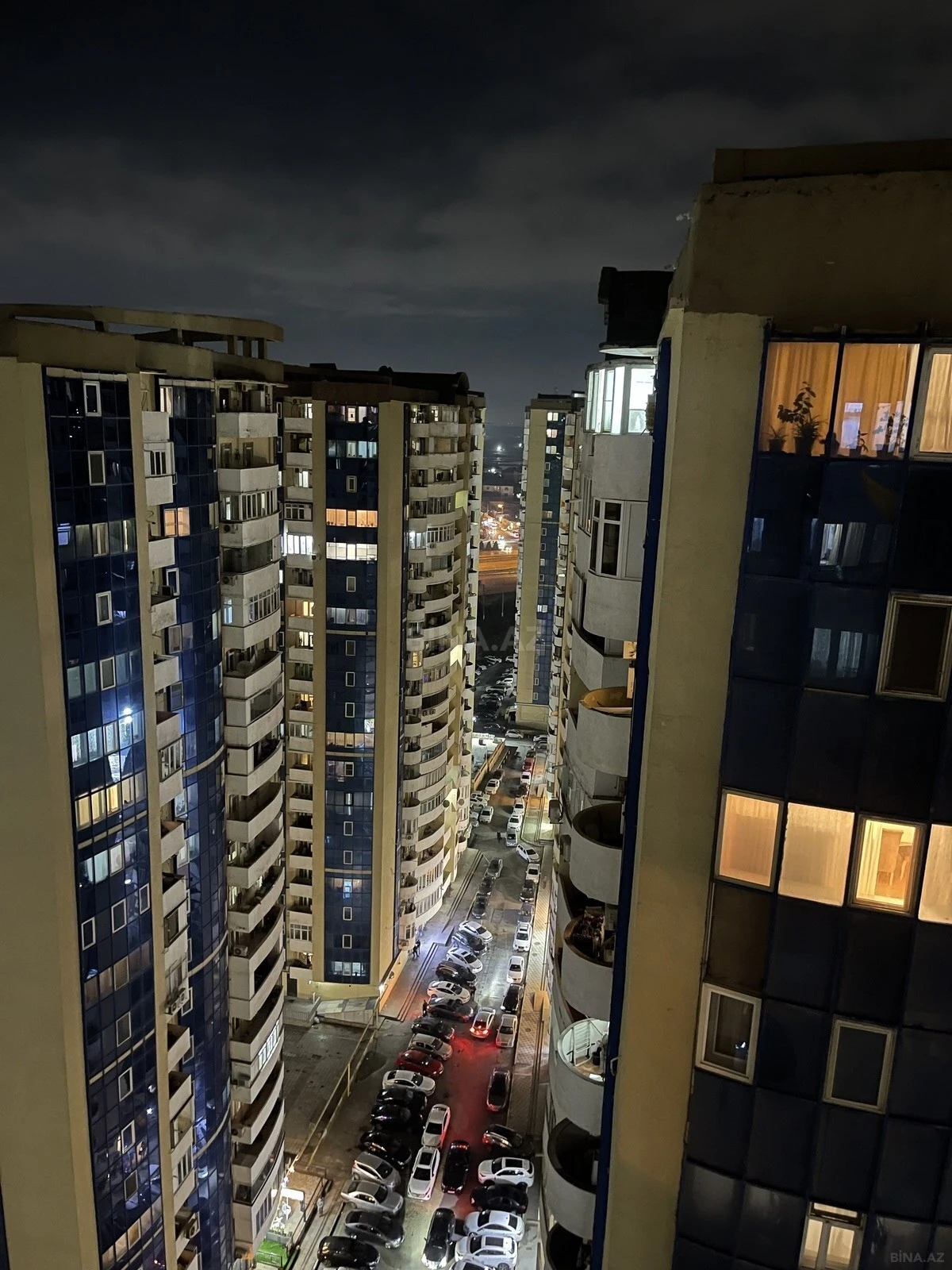 Satılır 3 otaqlı mənzil 100 m²