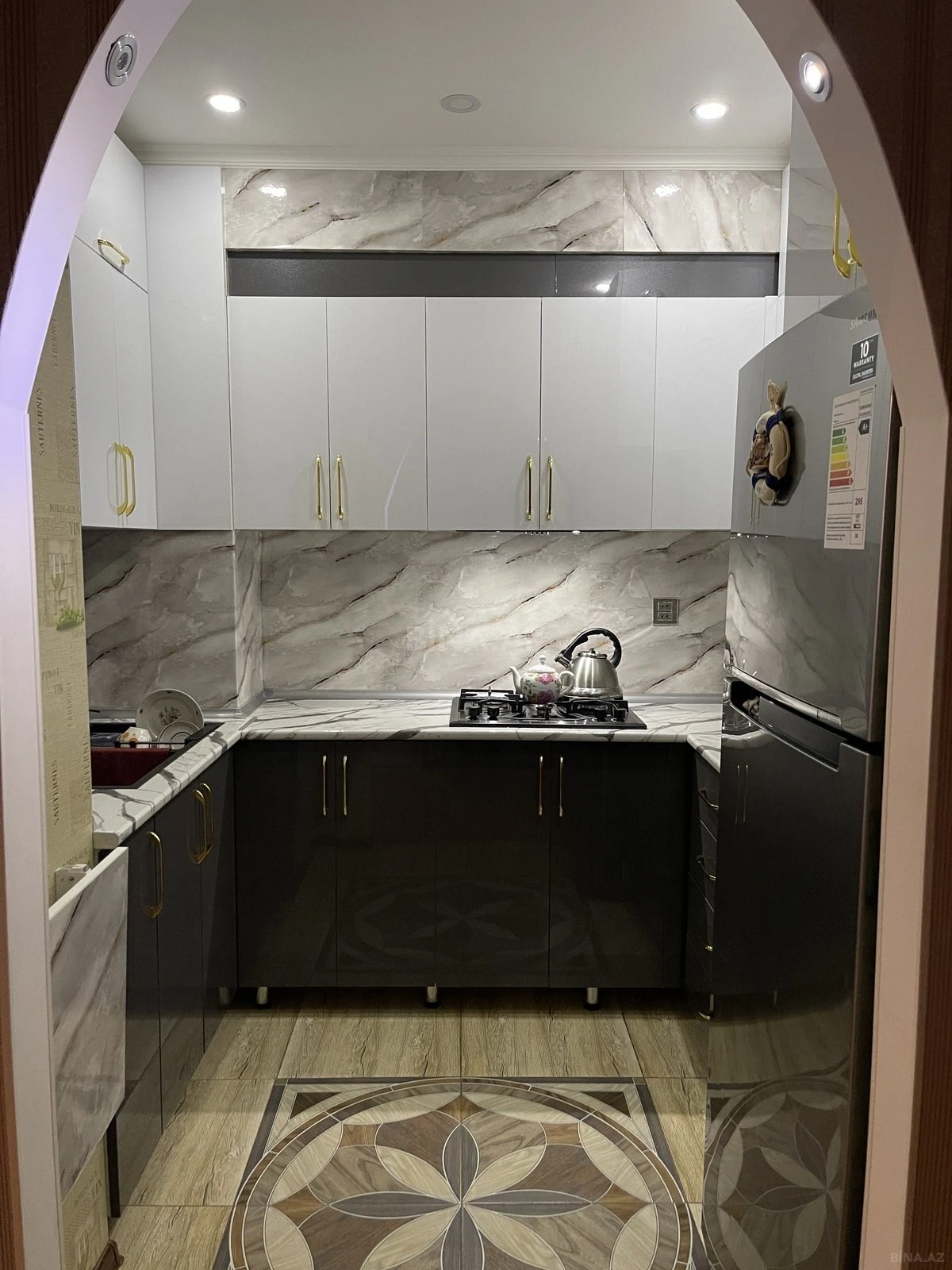 Satılır 3 otaqlı mənzil 100 m²