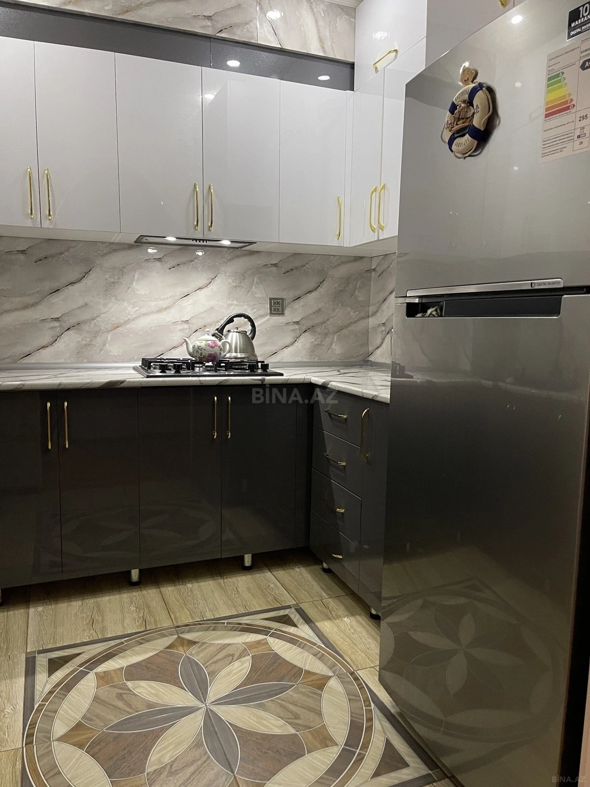 Satılır 3 otaqlı mənzil 100 m²