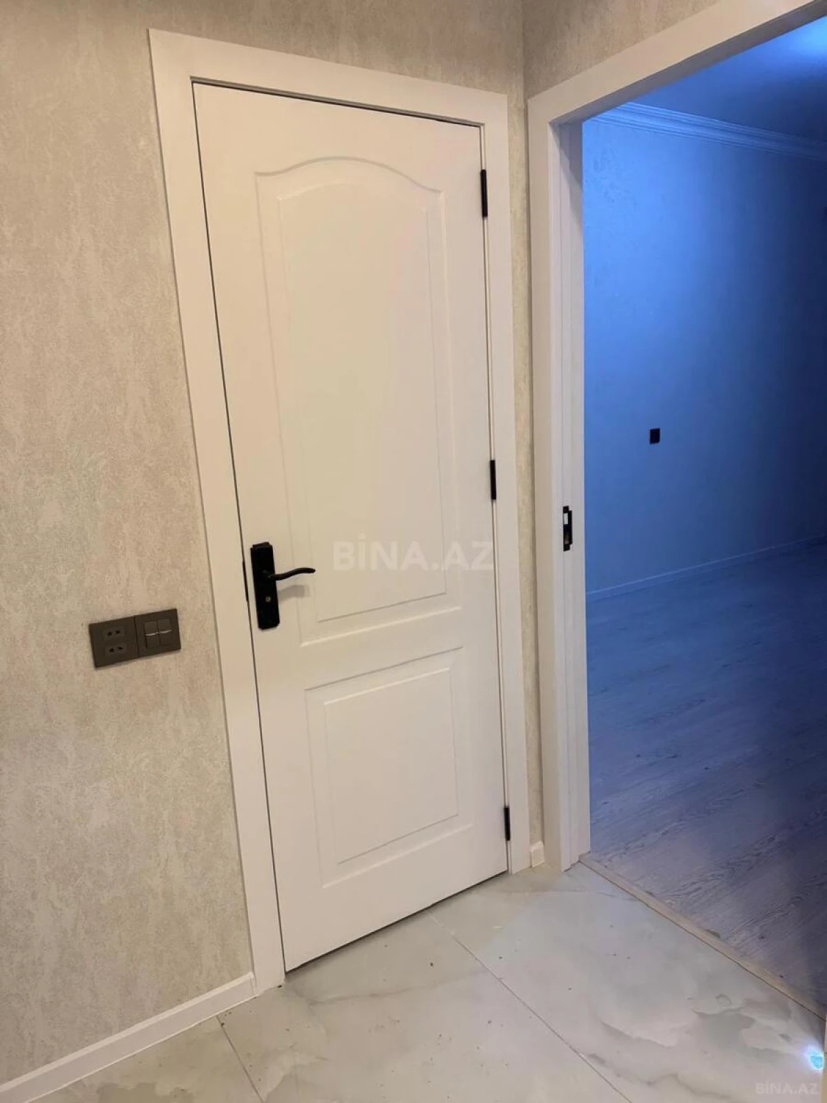 Kirayə verilir 2 otaqlı mənzil 55 m²